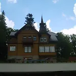Apartamenty Willa Nimfa شكلارسكا بوريبا
