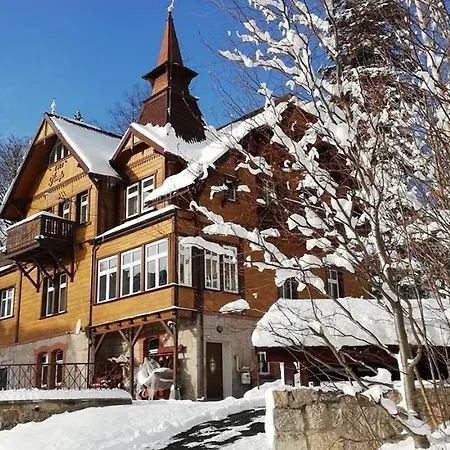 Apartamenty Willa Nimfa شكلارسكا بوريبا
