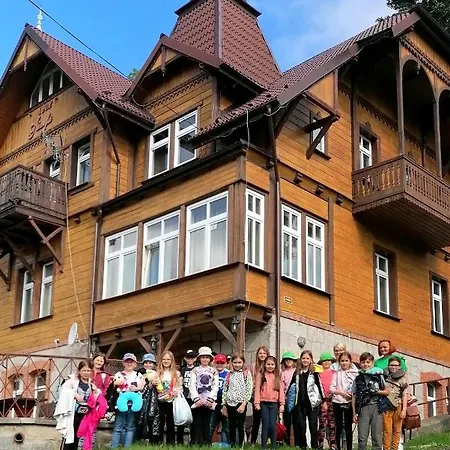 Willa Nimfa Apartamenty rodzinne również pensjonat na wyłączność Szklarska Poręba