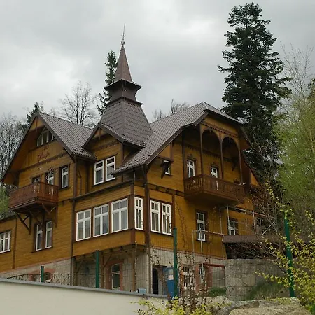 Willa Nimfa Apartamenty rodzinne również pensjonat na wyłączność *