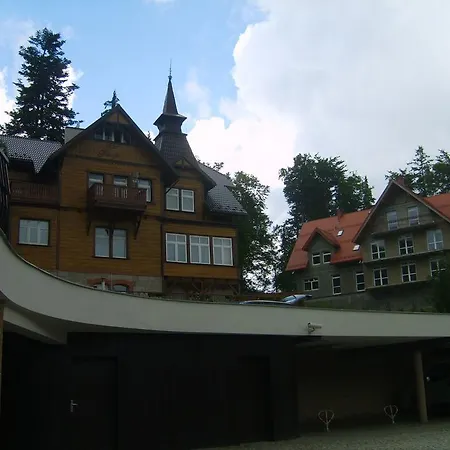 Willa Nimfa Apartamenty rodzinne również pensjonat na wyłączność Szklarska Poręba