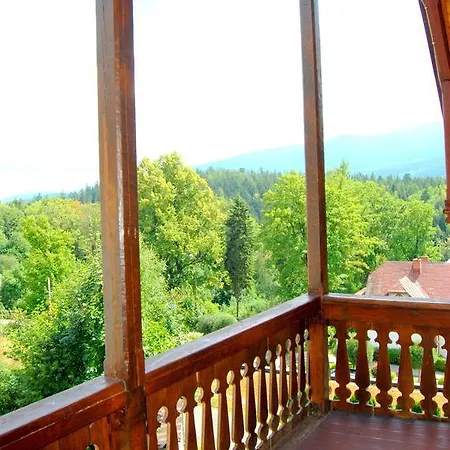 Willa Nimfa Apartamenty rodzinne również pensjonat na wyłączność