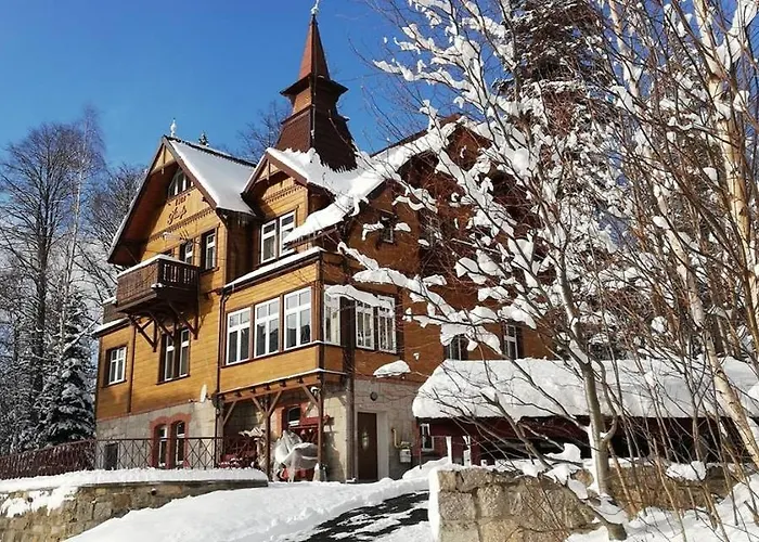 Willa Nimfa Apartamenty Z Aneksami Шклярска-Поремба