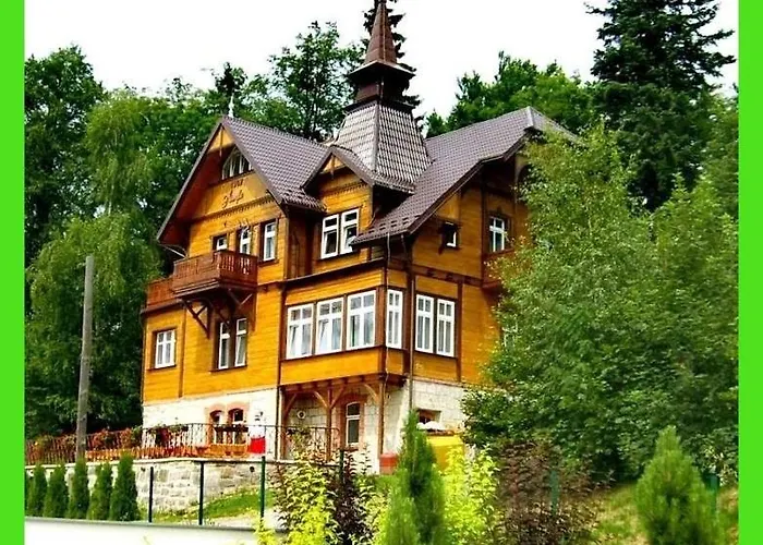 Apartamenty W Willi Nimfa シクラルスカ・ポレンバ