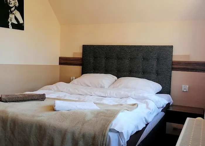 Apartamenty W Willi Nimfa * シクラルスカ・ポレンバ